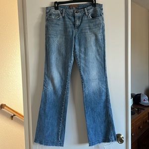 Joe’s Jeans. Collector’s Edition, Vixen Flare. Size 31. Great condition